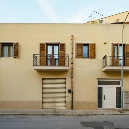 Guest Friends Apartment Trapani Exterior photo